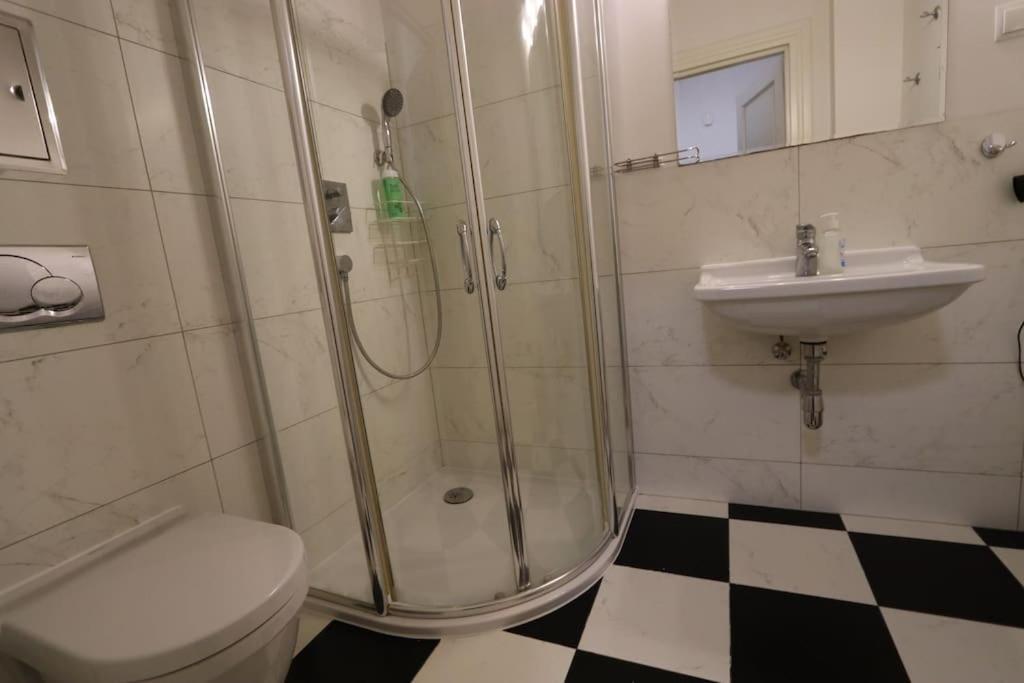 Fantastic Waw - Kp22 Room D Warsaw Exterior photo